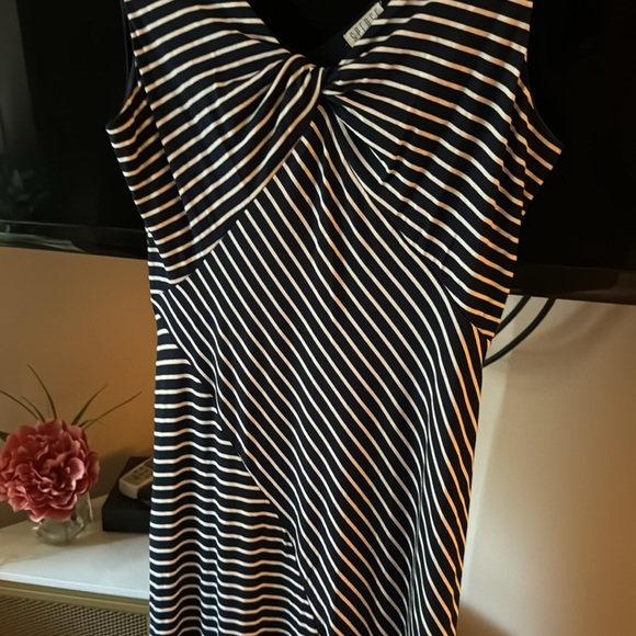 Spence twist top striped navy white soft flowy dress - Picture 4 of 4